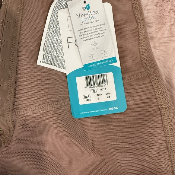 HIGH WAISTED CONTROL SHORT - 4 HOOKS COCOA  SZ L - Picture 7 of 11